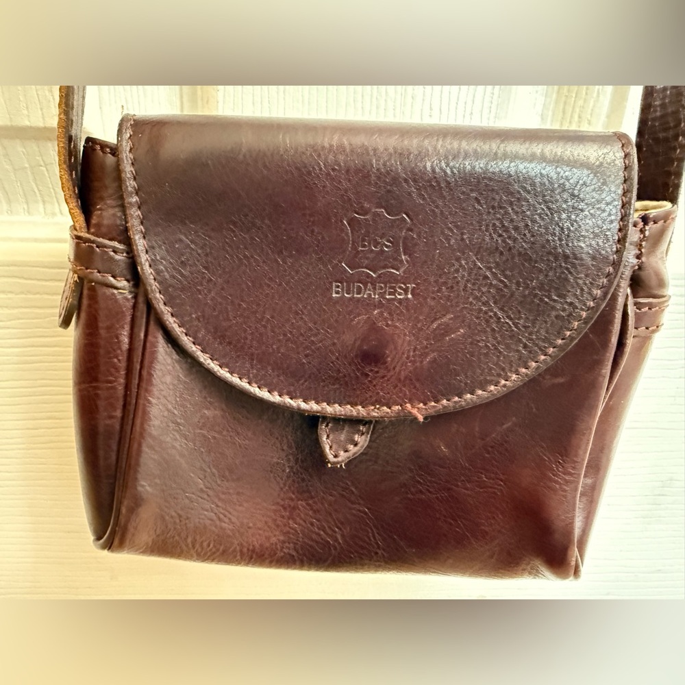 BCS Budapest Leather Crossbody Bag Purse